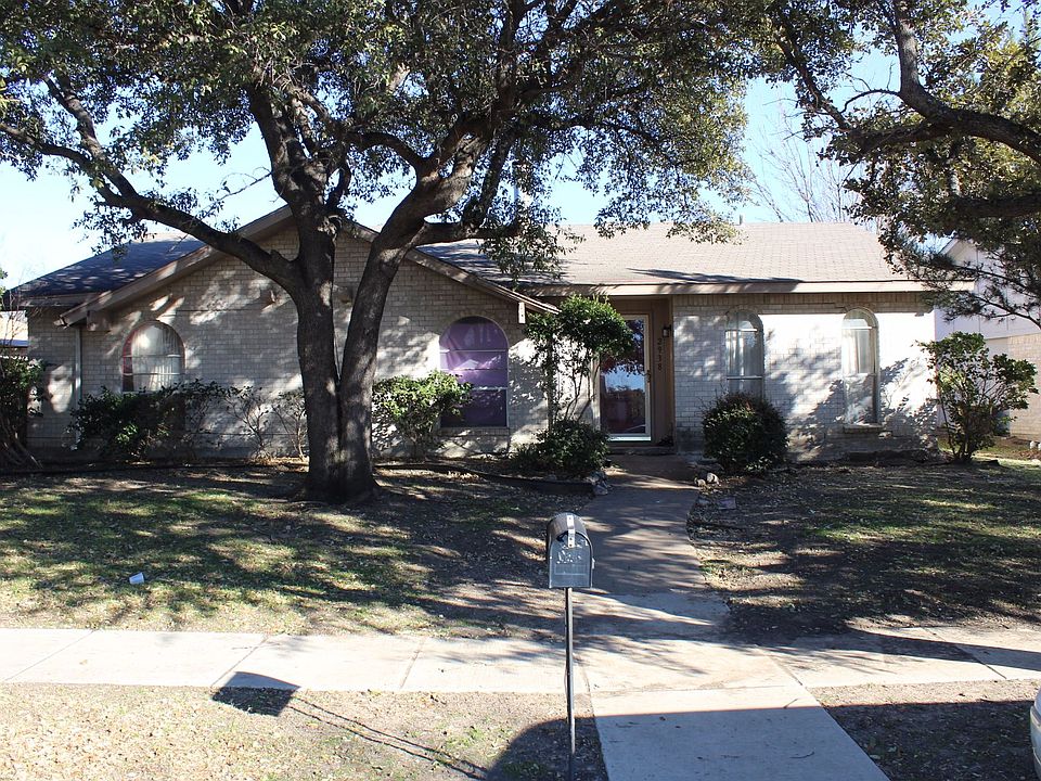 1st image of 2938 Rolling Hills Dr