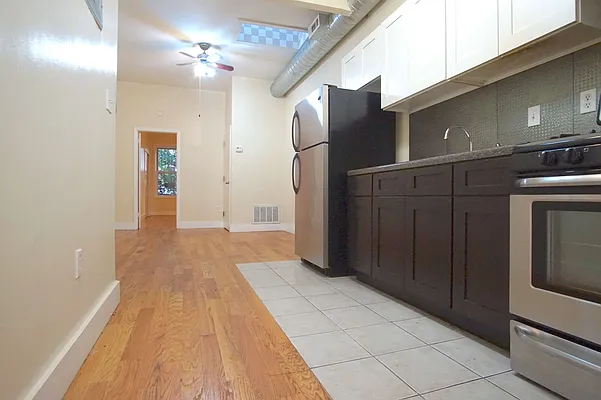 Rented by Lofts and Flats LLC | media 8