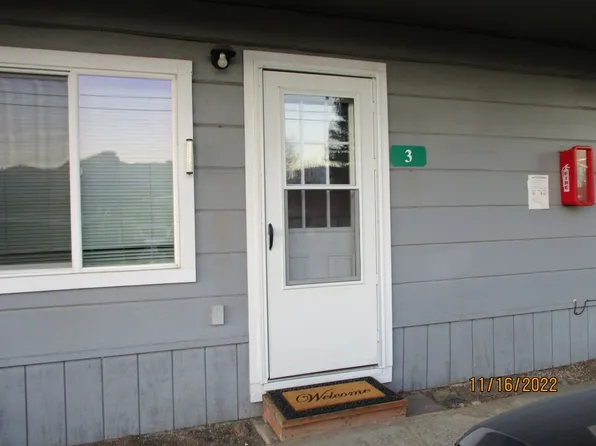 RLPR360, 360 N State St APT 3, Sutherlin, OR 97479