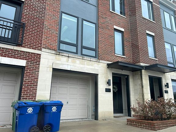 3rd image of 1244 Richardson St