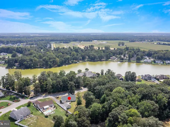 29825 Lakewood Dr, Millsboro, DE 19966