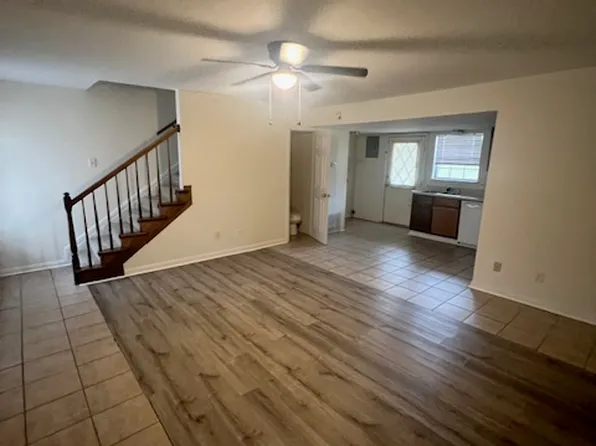 12 Lumpkin Dr #19, Batesville, AR 72501