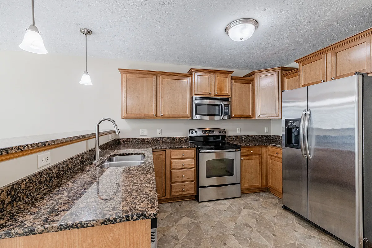 Building Photo - 2456 Cedar Cove Rd