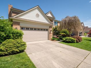 45536 Morningside Rd, Canton, MI 48187