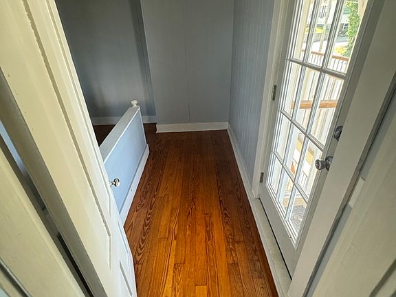 3rd image of 141 Union Ave APT 1