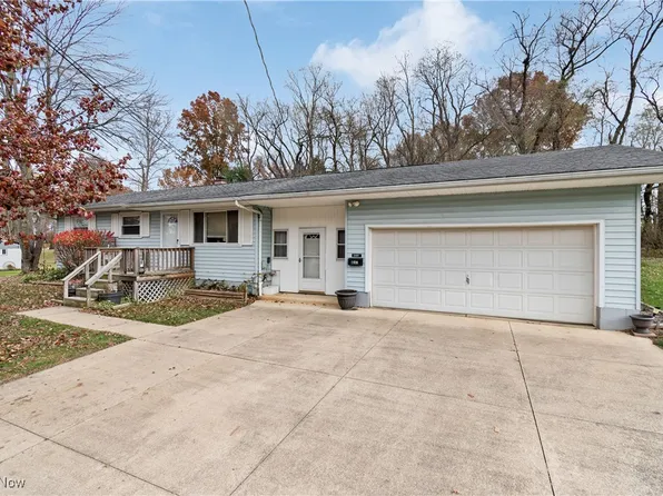 450 Noble Pl NW, Massillon, OH 44647