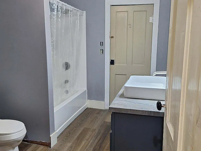 10 S Main St #2 — Photo 5