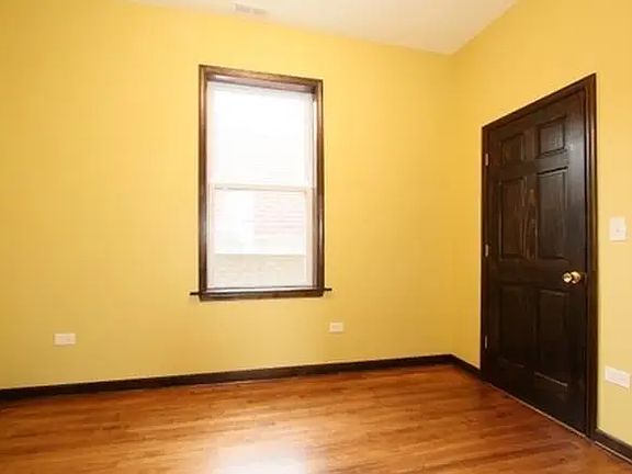 2nd image of 4643 S Washtenaw Ave