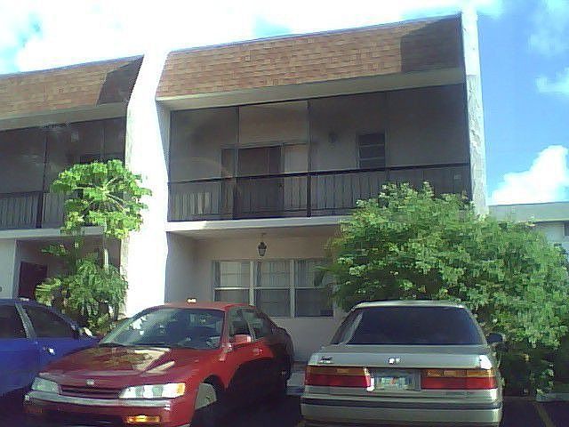 Front w/2Parking space