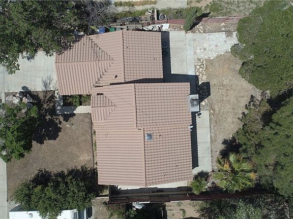 3rd image of 36534 Clearwood Ct