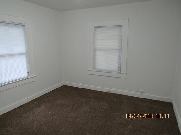 5th image of 943 N Bosart Ave