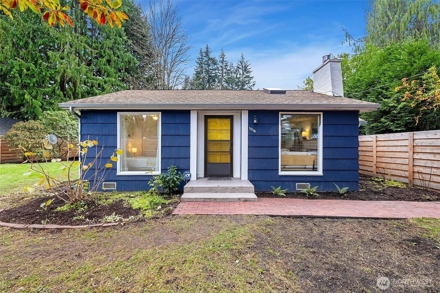 1018 Walnut Street photo 1