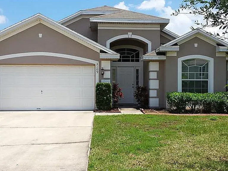 3109 Turnberry Blvd — Photo 2