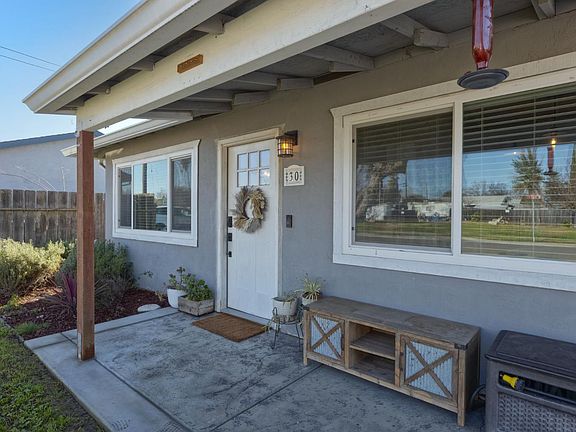 5th image of 30 3rd Avenue