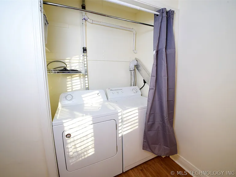 1740 S Yorktown Ave — Photo 11