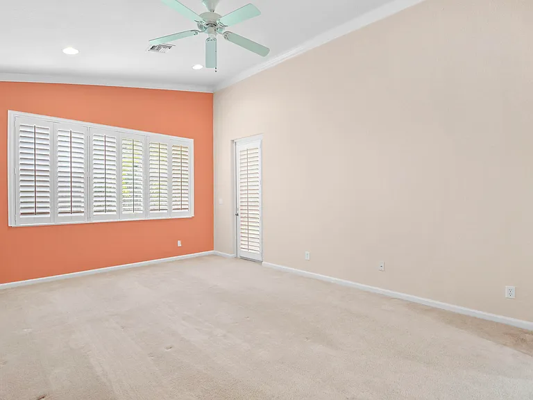 1196 SE Fleming Way — Photo 23