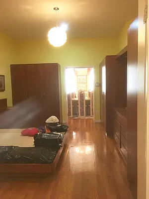 Rented by Warren T Real Estate Corp. | media 33