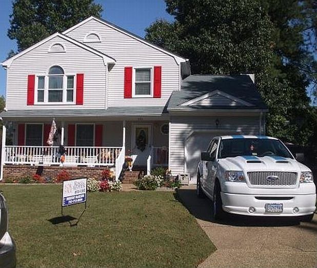 1st image of 974 Banks Ln