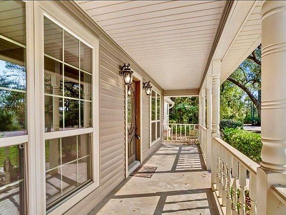 5th image of 508 W Lakeshore Dr