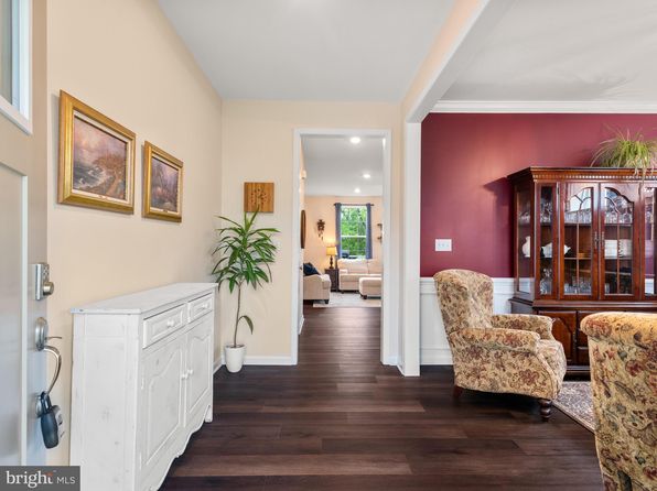 127 Nichols Mill Rd, Downingtown, PA 19335