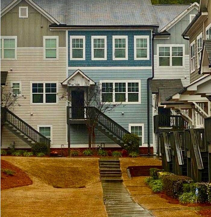 1st image of 3801 Oxford Cir