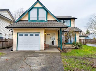 6361 172nd St, Surrey, BC V3S 7C4