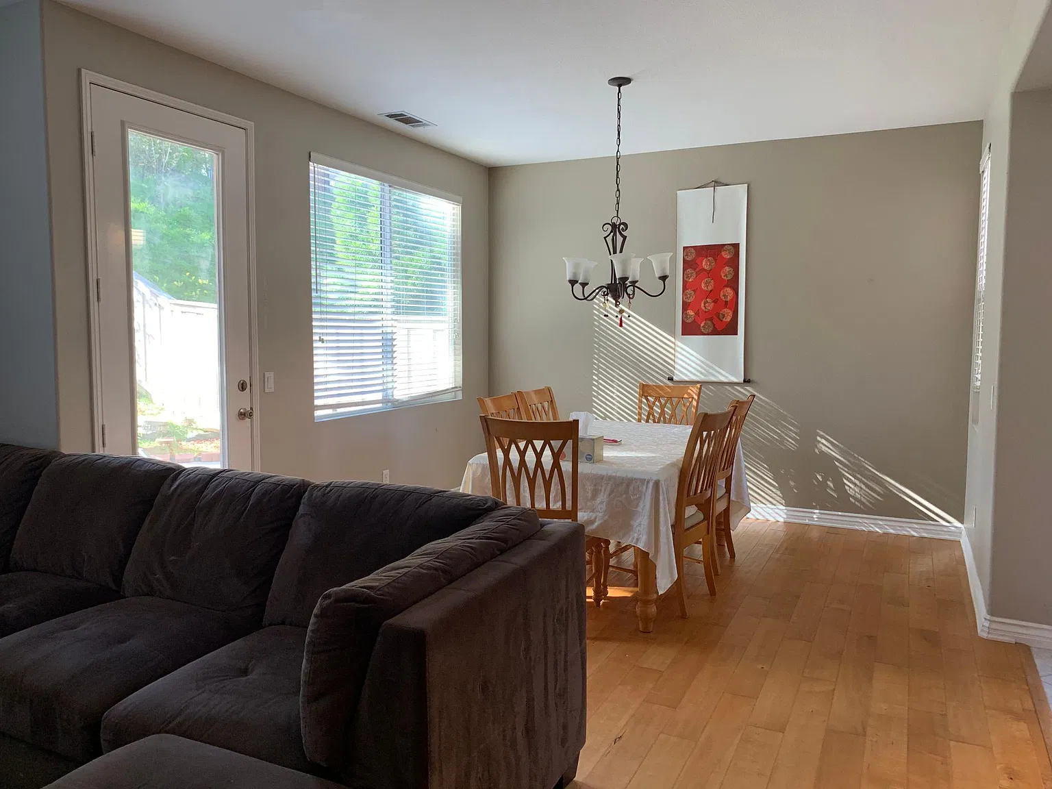 3 bed, 2.5 bath, 1957 sqft, $4,750 — Photo 3