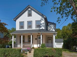 38 Brookdale Pl, Rye, NY 10580