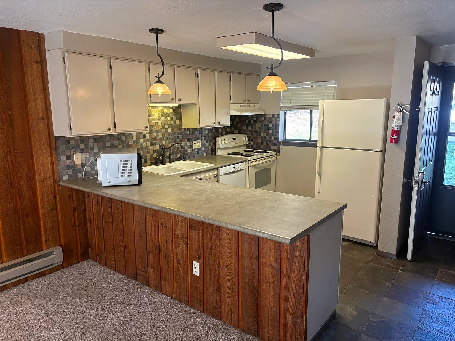 1 bed, 800 sqft, $1,800 — Photo 3