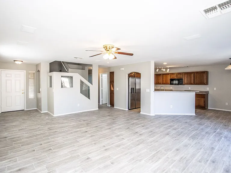 1478 E Stirrup Ln — Photo 3