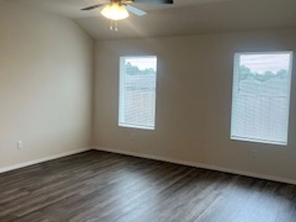 3rd image of 8107 Regency Way