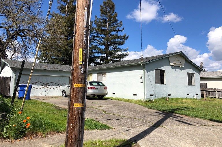 2nd image of 2222 Berks St