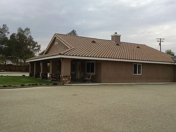 2nd image of 33865 Dutton Ln
