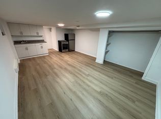 1215 Bathurst St, Toronto, ON M5R3H3