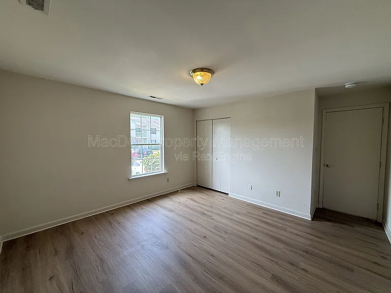 76 Red Maple Ct #100 — Photo 13