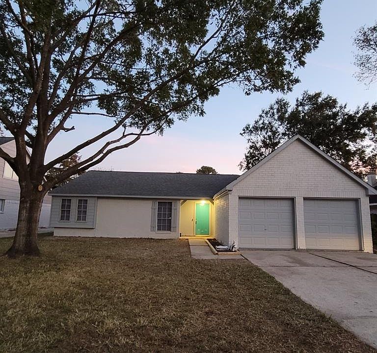 1st image of 10119 Golden Meadow Dr