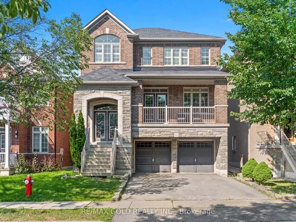 11 Clearfield Dr, Brampton, ON L6P 3L3
