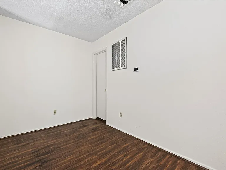 9435 Pagewood Ln — Photo 25