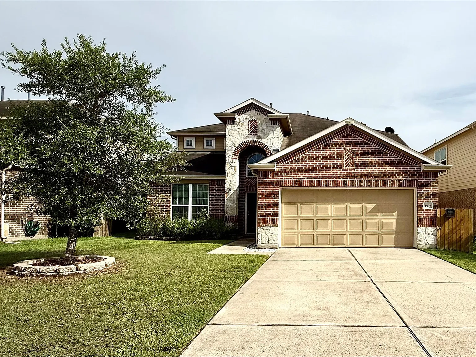 4 bed, 3.5 bath, 2972 sqft, $2,450 — Photo 3