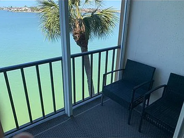 7910 Sun Island Dr S APT 303, South Pasadena, FL 33707