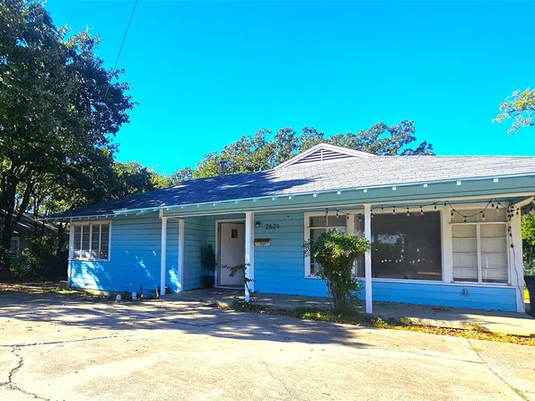 2621 N Locust St, Denton, TX 76209
