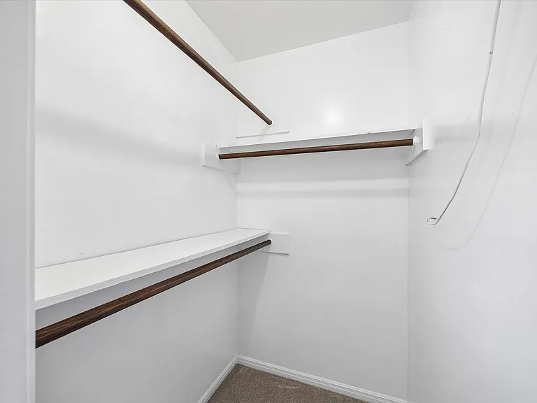 25114 Spring Ridge Dr — Photo 20
