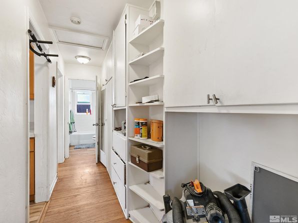 reno-nevada-442978519 picture