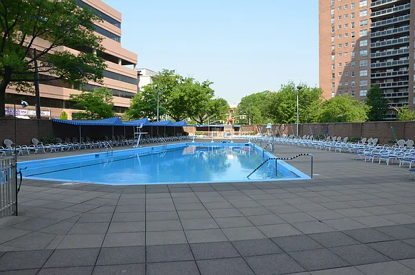 Sold by Madeleine Realty Ltd. | media 15