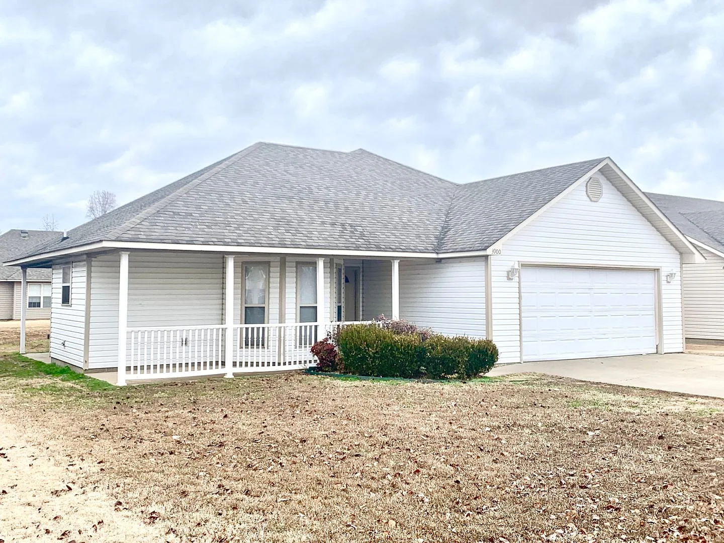 3 Bed, 2 Bath with Vaulted Living Room, Bay-Window Dining, and Two-Car Garage — Photo 1