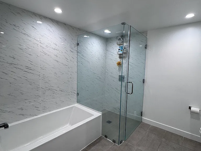 1846 N Cherokee Ave #303 — Photo 6