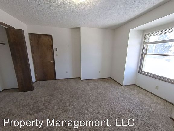 3rd image of 303 S 20th Ave APT D