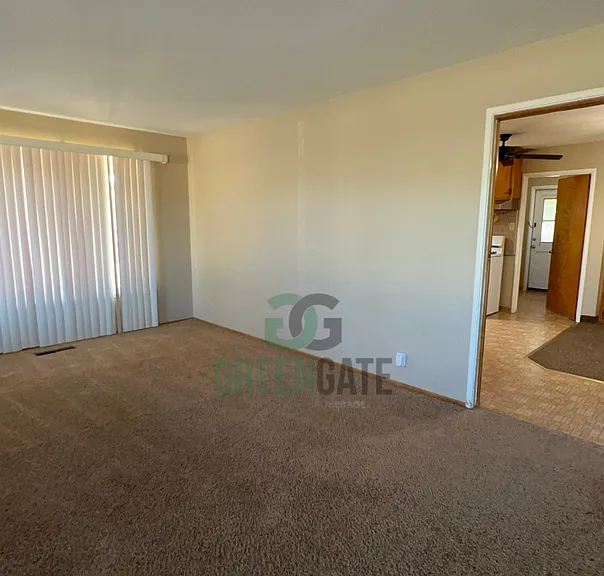 17400 E State Highway 120 — Photo 4
