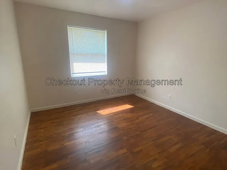 Timber Place Apartments — Photo 15
