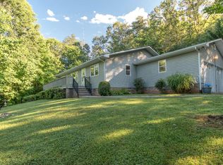 917 Upper Peachtree Rd, Murphy, NC 28906